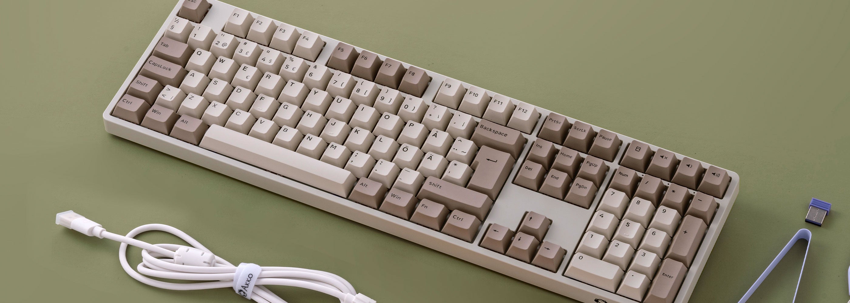 Steam Engine ISO Tastenkappen Set (109-key) Installed on the Keyboard