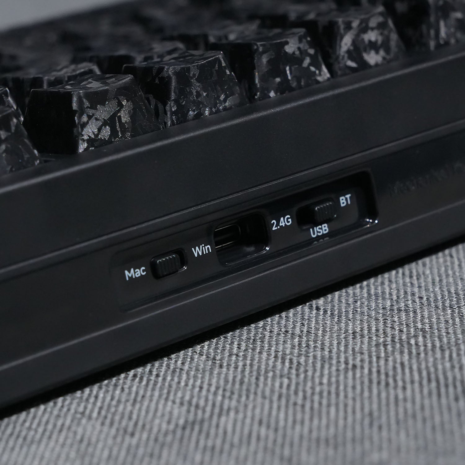 5075 V5 TMR Magnetic Keyboard Side Intergrated Controls