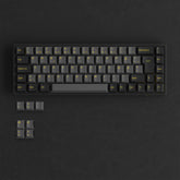 Black & Gold ISO Nordic Tastenkappen Set (76-Tasten) install on the keyboard