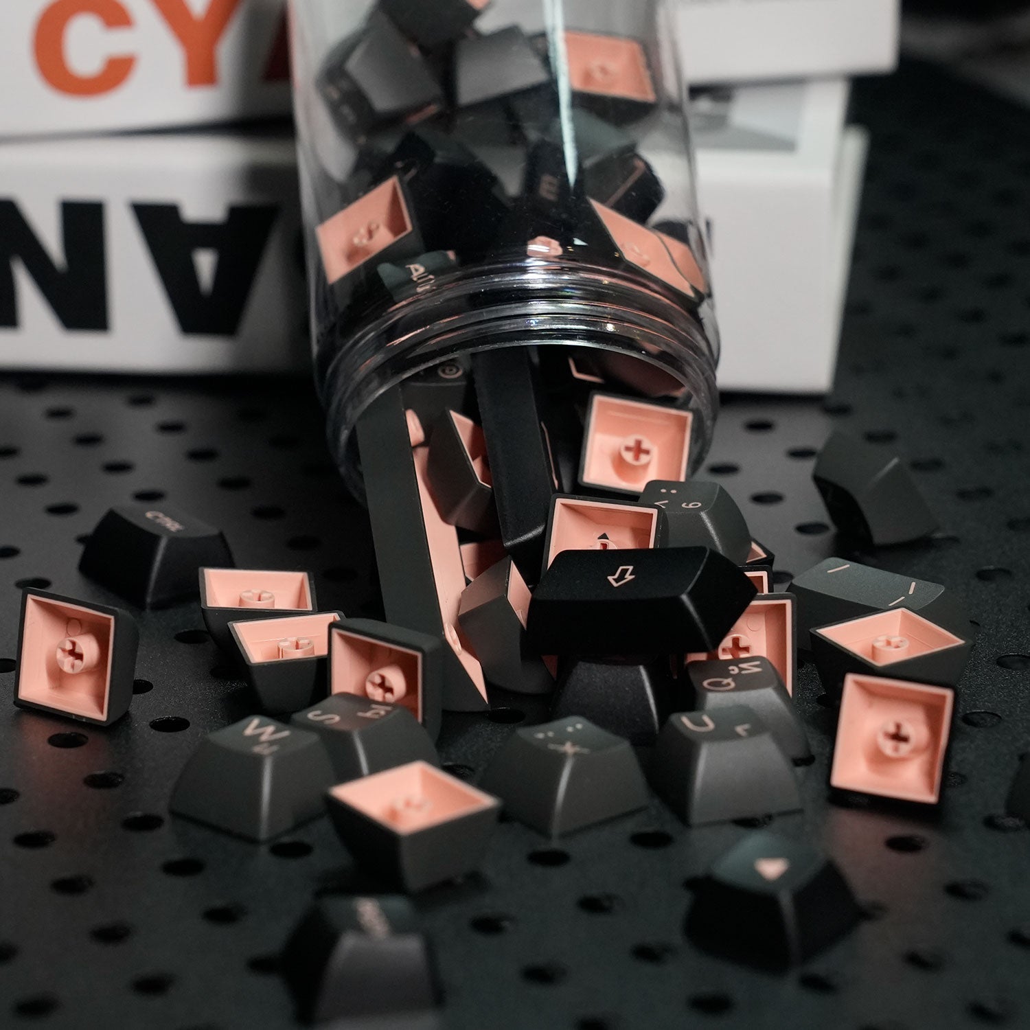 Akko Black Pink Cyrillic Keycap Set (68-key) Details